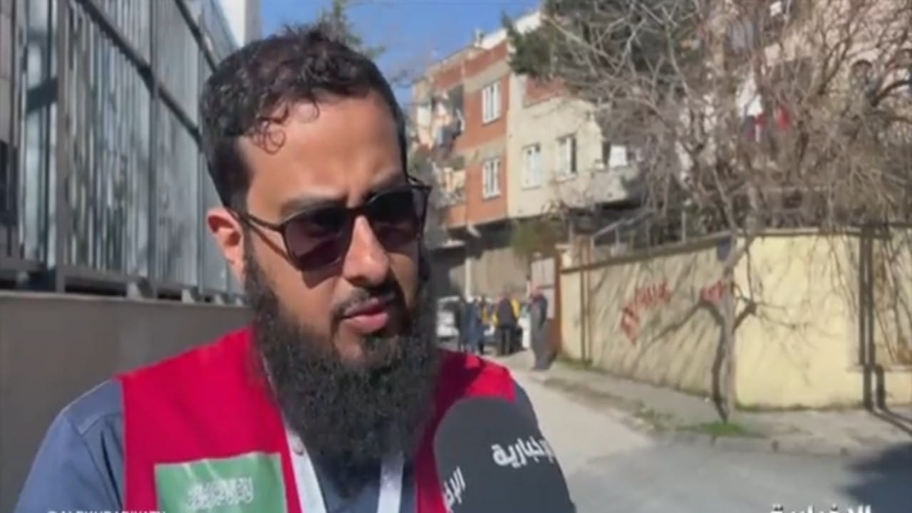 بالفيديو.. الهلال الأحمر السعودي: أنقذنا سيدة حامل في تركيا مكثت تحت الأنقاض 5 أيام
