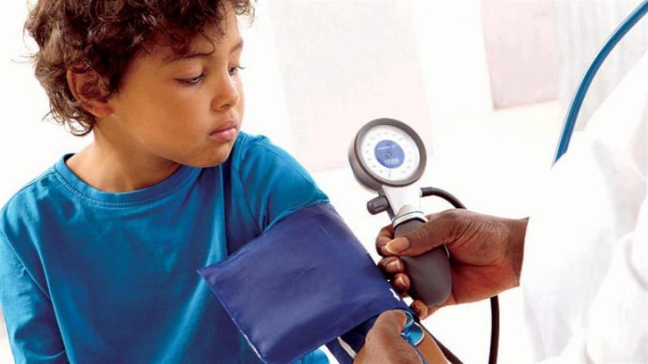 انتشار ارتفاع ضغط الدم بين الأطفال بسبب نمط الحياة غير الصحي