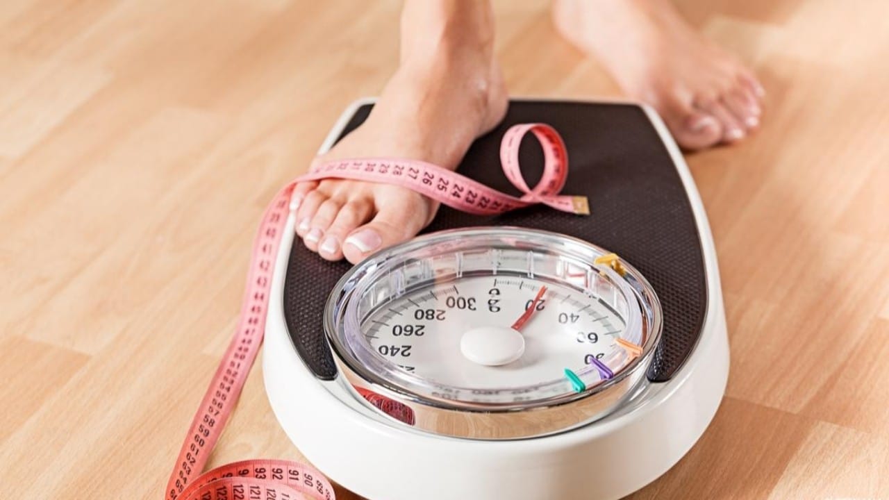 كيفية التحكم في الوزن عبر توازن السعرات الحرارية