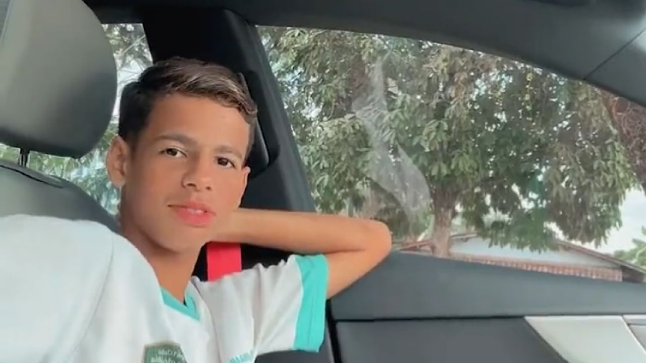 بالفيديو.. “خوسيه&#8221; ينشر مقطعًا لابنه وهو يردد النشيد الوطني السعودي