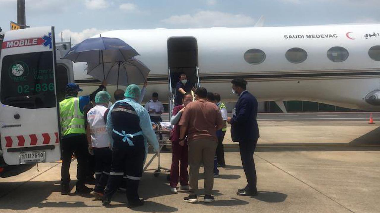طائرة الإخلاء الطبي تنقل مواطن من تايلاند إلى المملكة لاستكمال علاجه