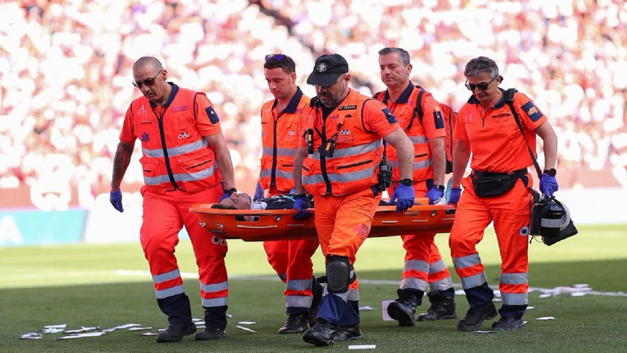 فيديو..ياسين بونو يتعرض لإصابة خطيرة خلال مباراة إشبيلية وألميريا