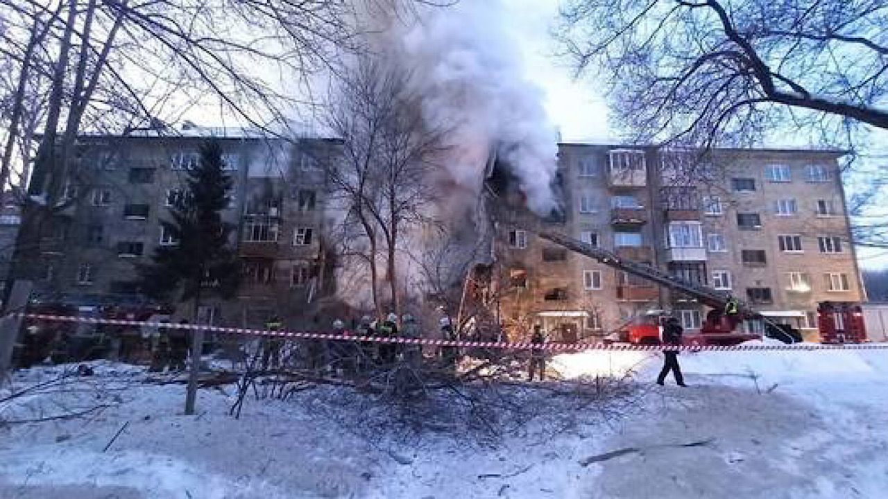 إصابة 3 أشخاص بانفجار غاز في مبنى سكني بروسيا