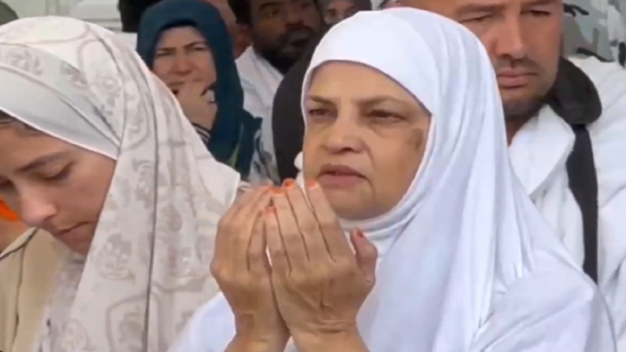 فيديو..أجواء روحانية يعيشها المعتمرون في أول أيام رمضان