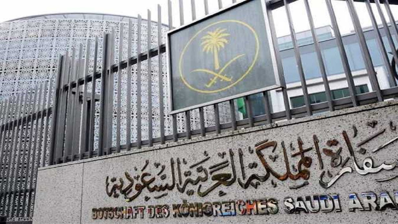 السفارة في الخرطوم تطالب المواطنين السعوديين بالبقاء بمنازلهم