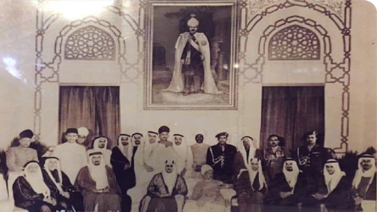 صورة تاريخية من زيارة الملك سعود للهند في أول زيارة رسمية