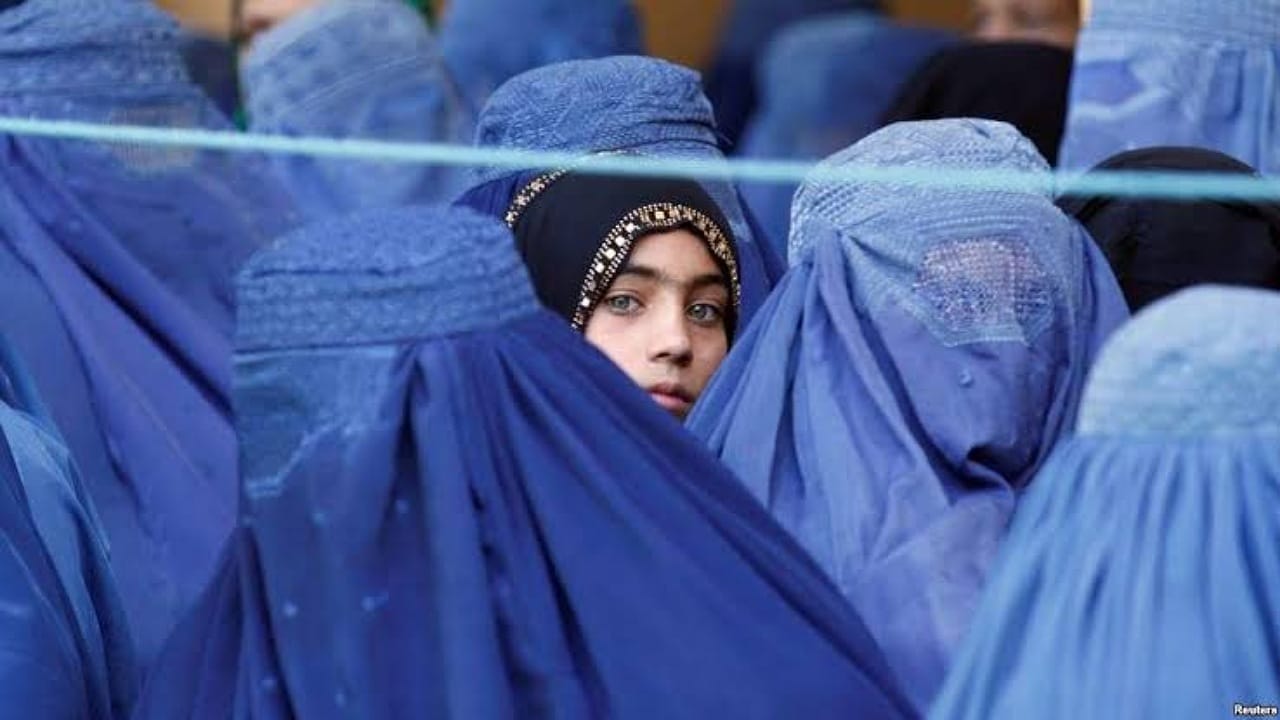“طالبان” تغلق إذاعة صوت المرأة الأفغانية