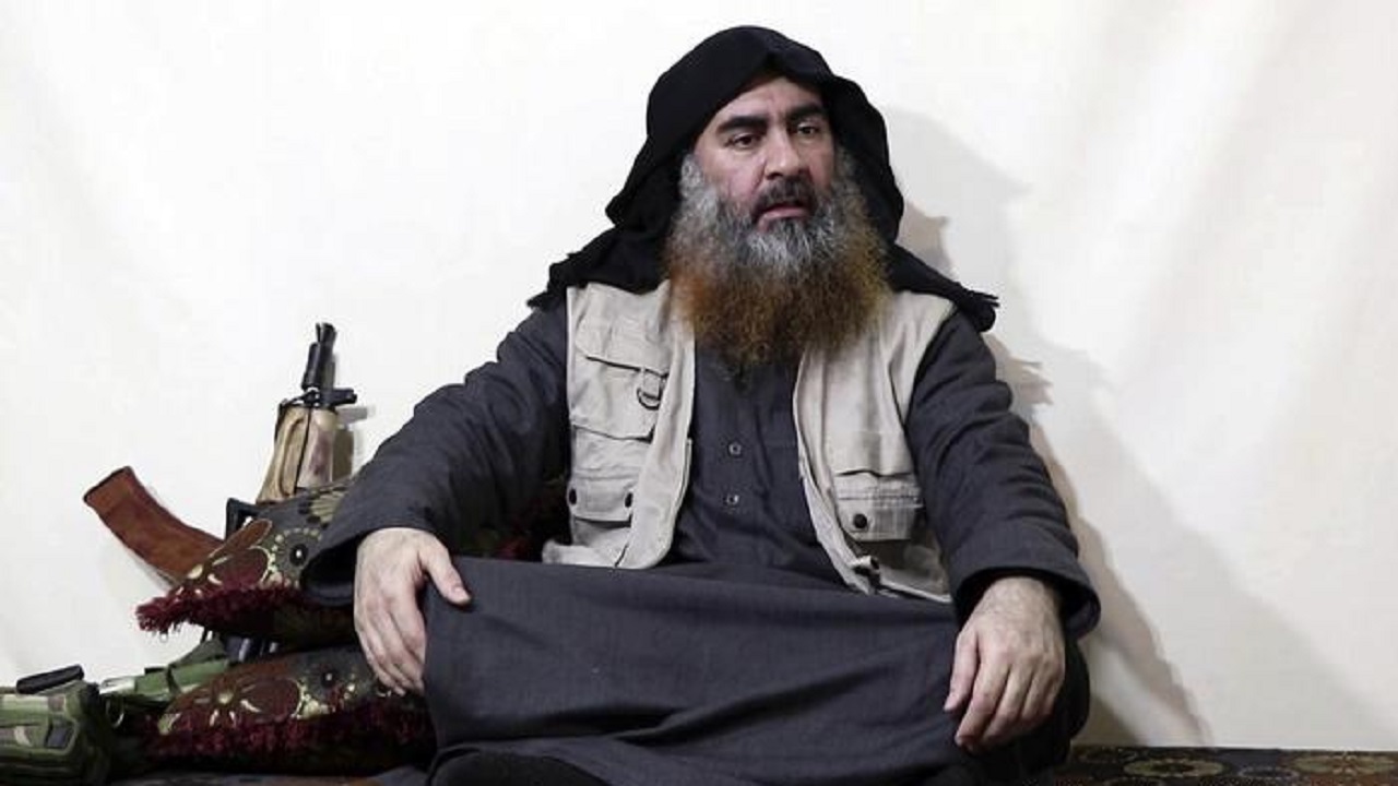 العثور على براميل ذهب وأموال طائلة في مخبأ زعيم داعش السابق