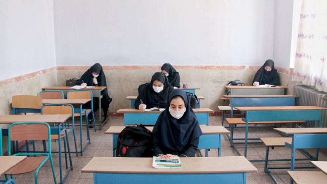 إيران..واقعة تسمم جديدة بمدرسة للفتيات