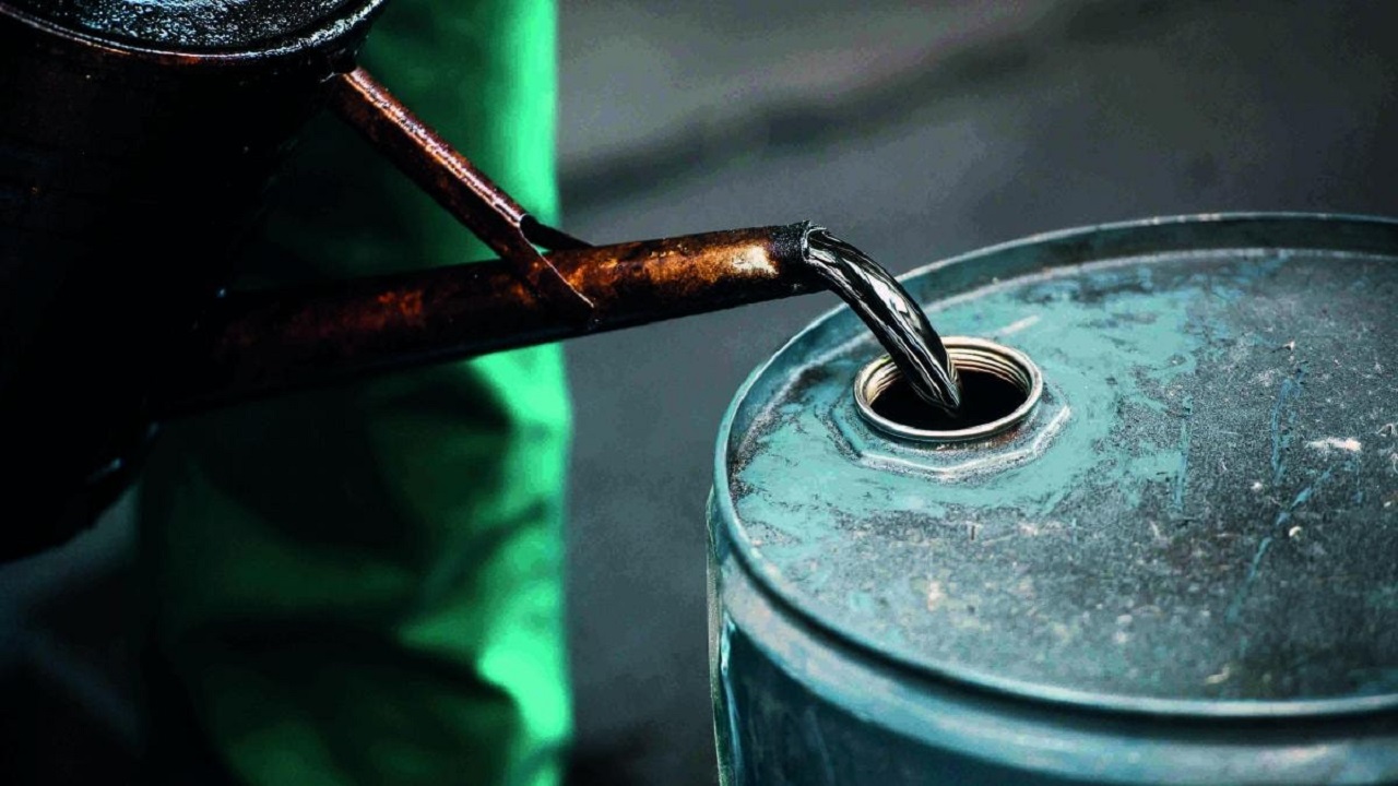 توقعات باستمرار تراجع الطلب على النفط بسبب التضخم الأمريكي والبطالة الصينية