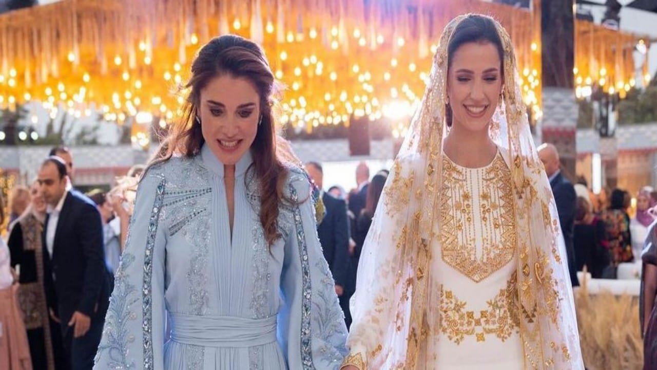 الملكة رانيا تقيم حفل حناء لخطيبة ابنها رجوة آل سيف.. صور