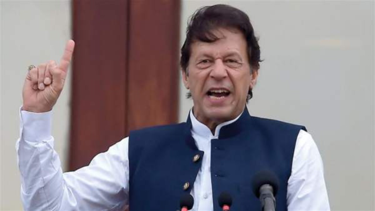 لحظة القبض على رئيس الوزراء الباكستاني السابق عمران خان..فيديو