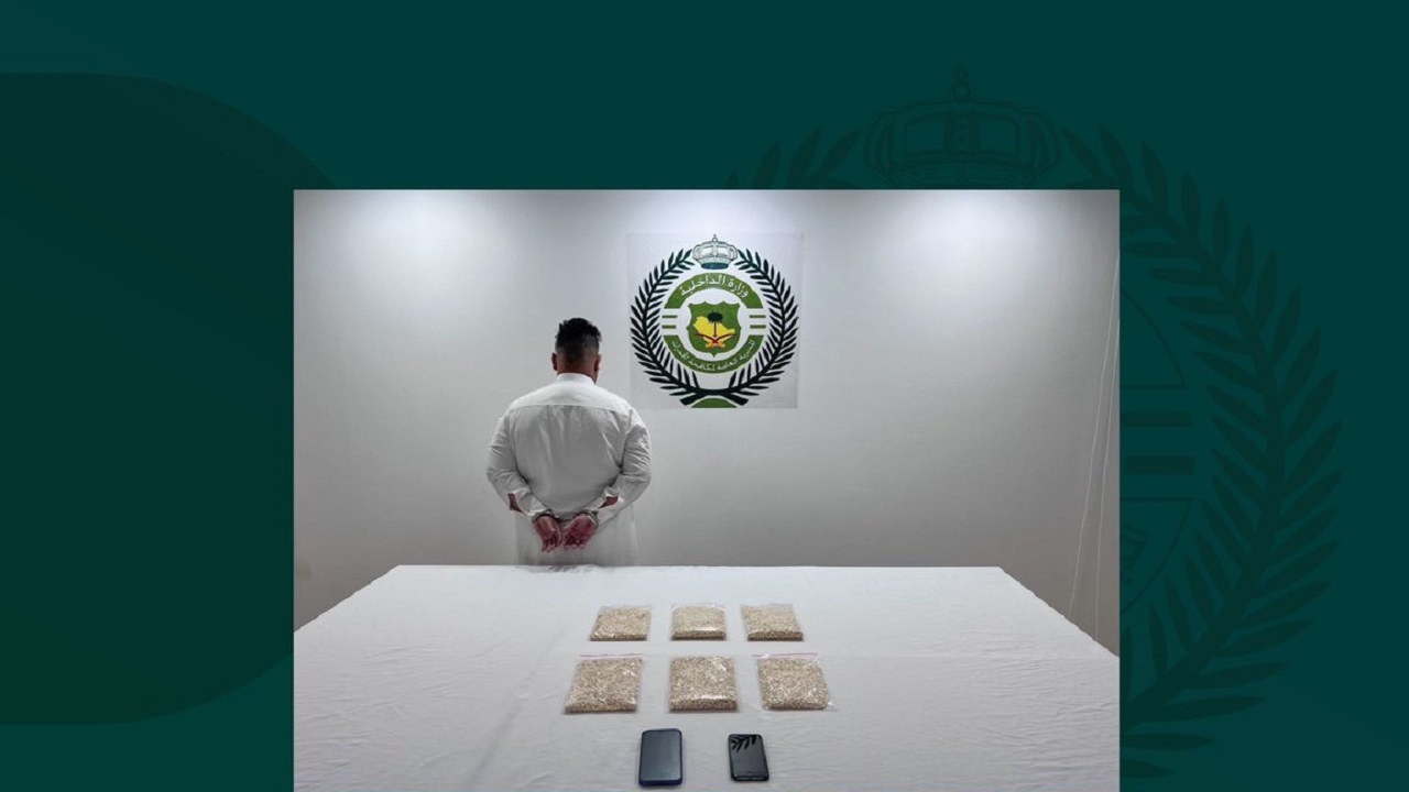 القبض على شخص لترويجه 15 ألف قرصًا من مادة الإمفيتامين المخدر بتبوك