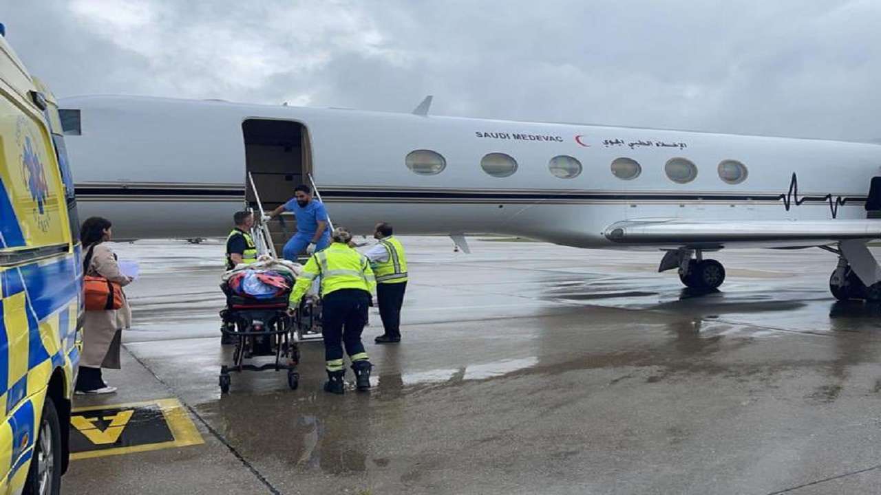 إجلاء مواطنة من سويسرا إلى المملكة بطائرة الإخلاء الطبي