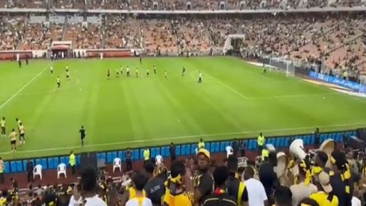 اتحاديون يحتفلون بتعادل النصر أمام الخليج (فيديو)