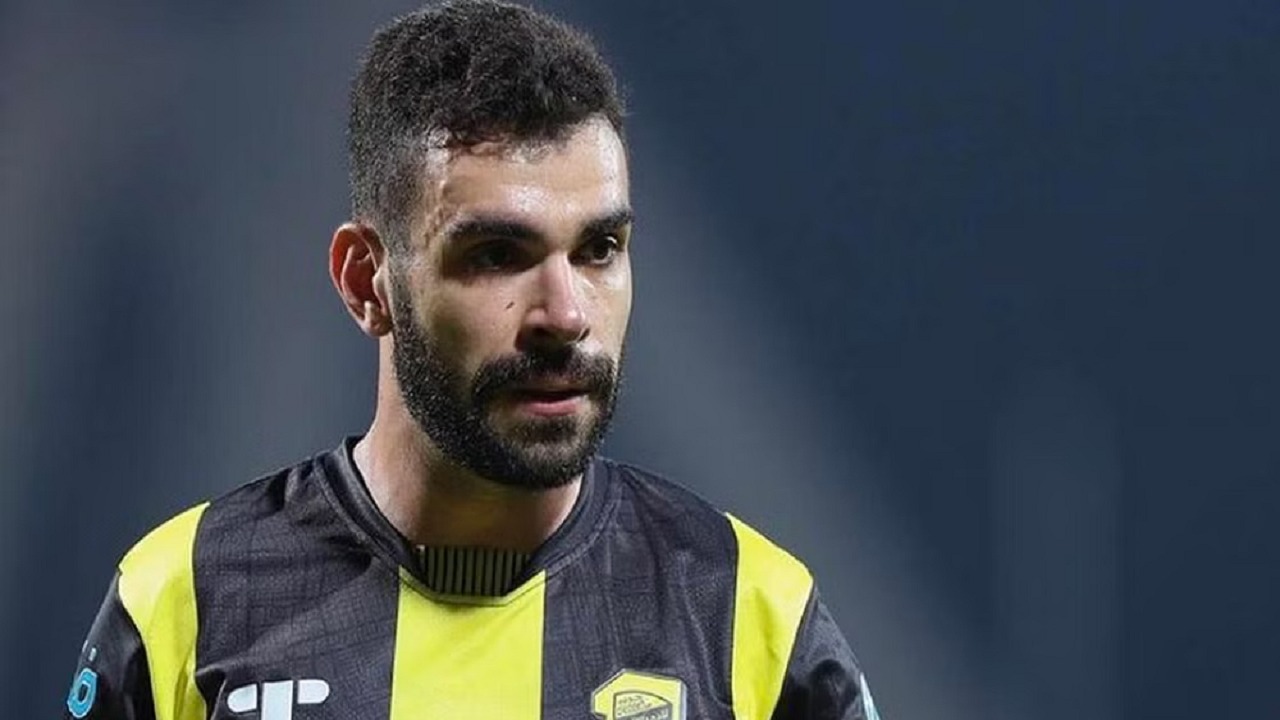 نادِِ برازيلي يسعى لكسب خدمات هنريكي