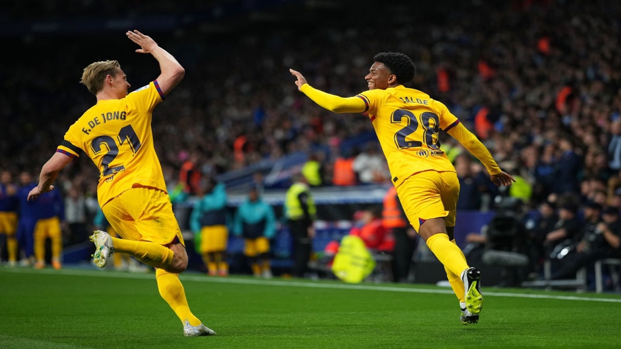 برشلونة بطلاً للدوري الإسباني للمرة الـ 27 في تاريخه بفوزه إسبانيول