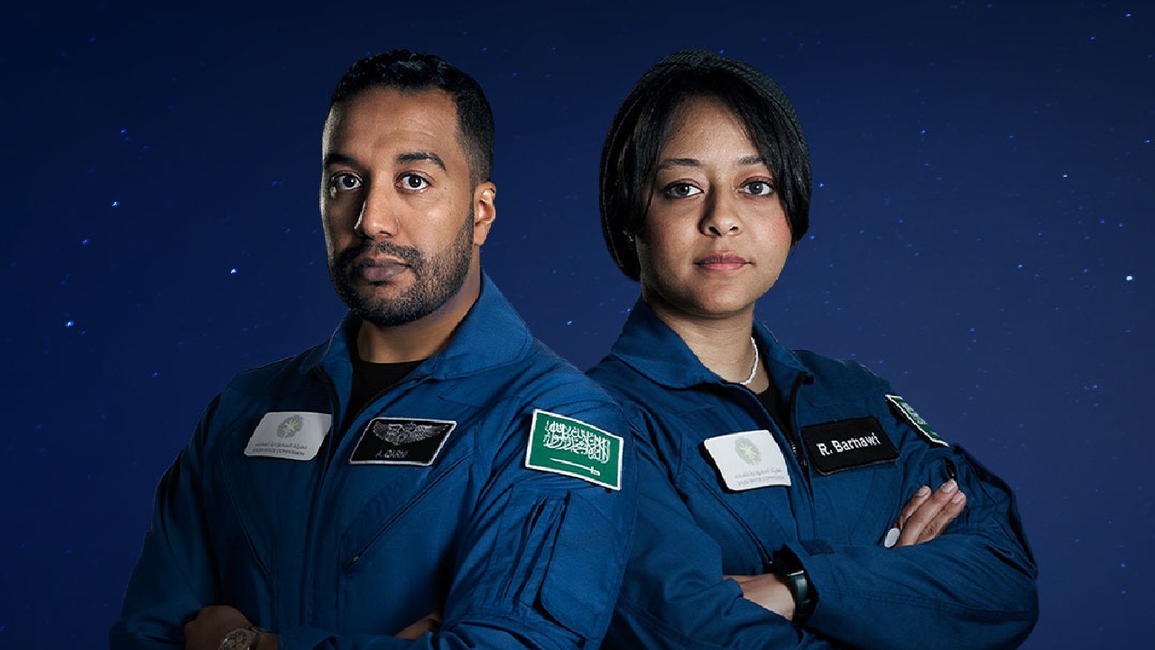 الرائدان “ريانة وعلي” يتدربان على إعداد الطعام في الفضاء (فيديو)