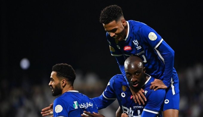 الهلال يتغلب على ضمك بهدف نظيف