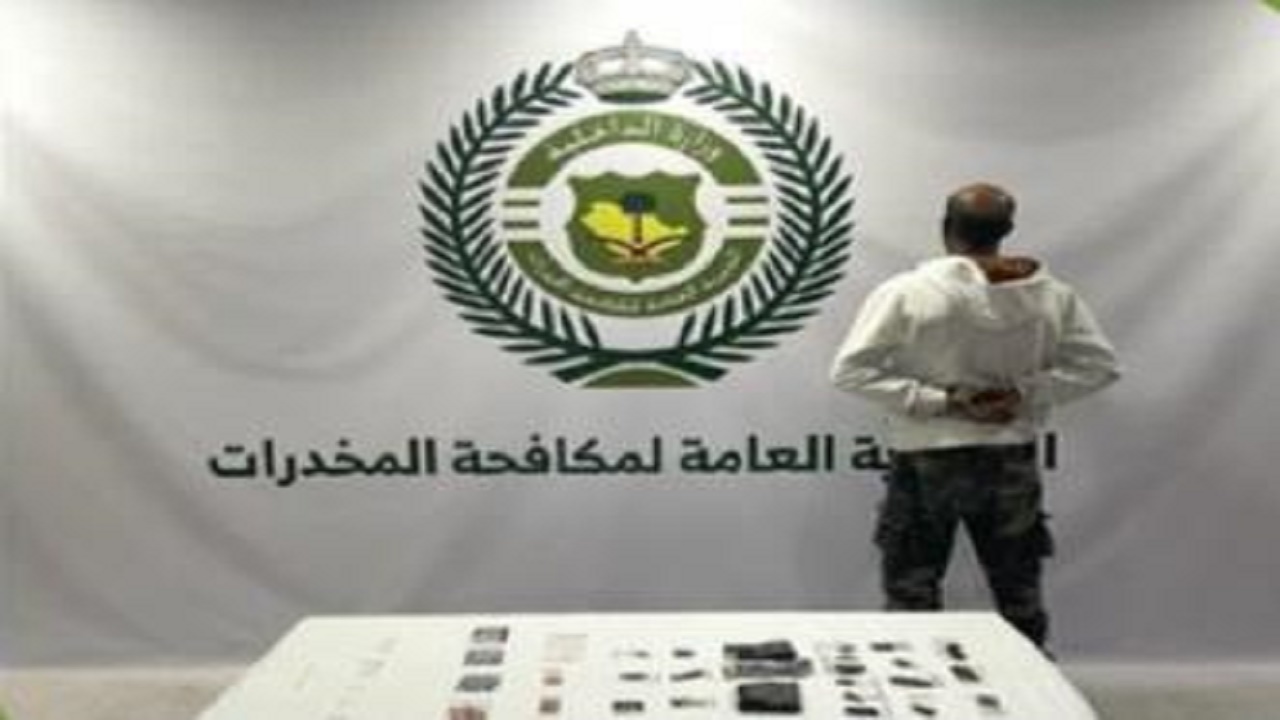 القبض على شخص لترويجه الحشيش و”الشبو” وأقراصًا خاضعةً لتنظيم التداول الطبي بالشرقية