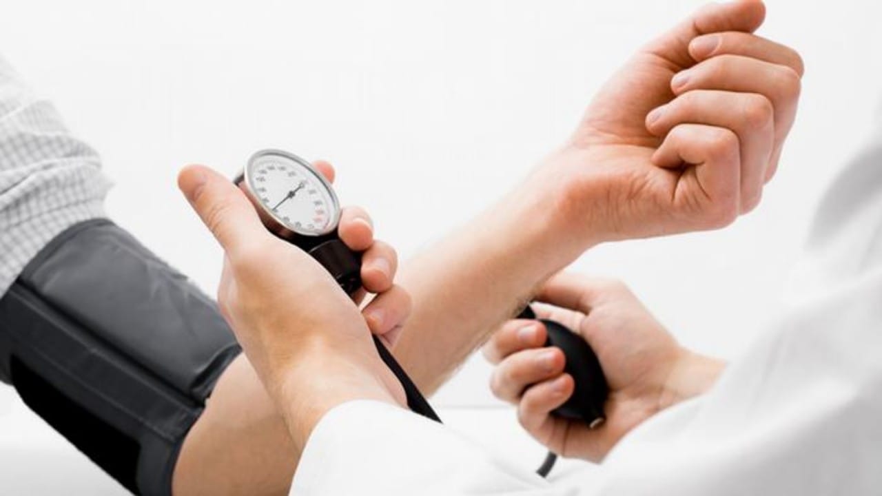 &#8220;الصحة&#8221; توضح مستويات ضغط الدم