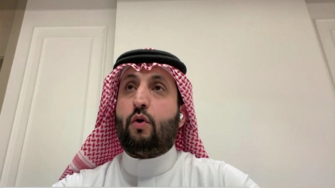 ياسر السديس: الذكاء الاصطناعي سيزيد استقرار الأحكام القضائية.. فيديو