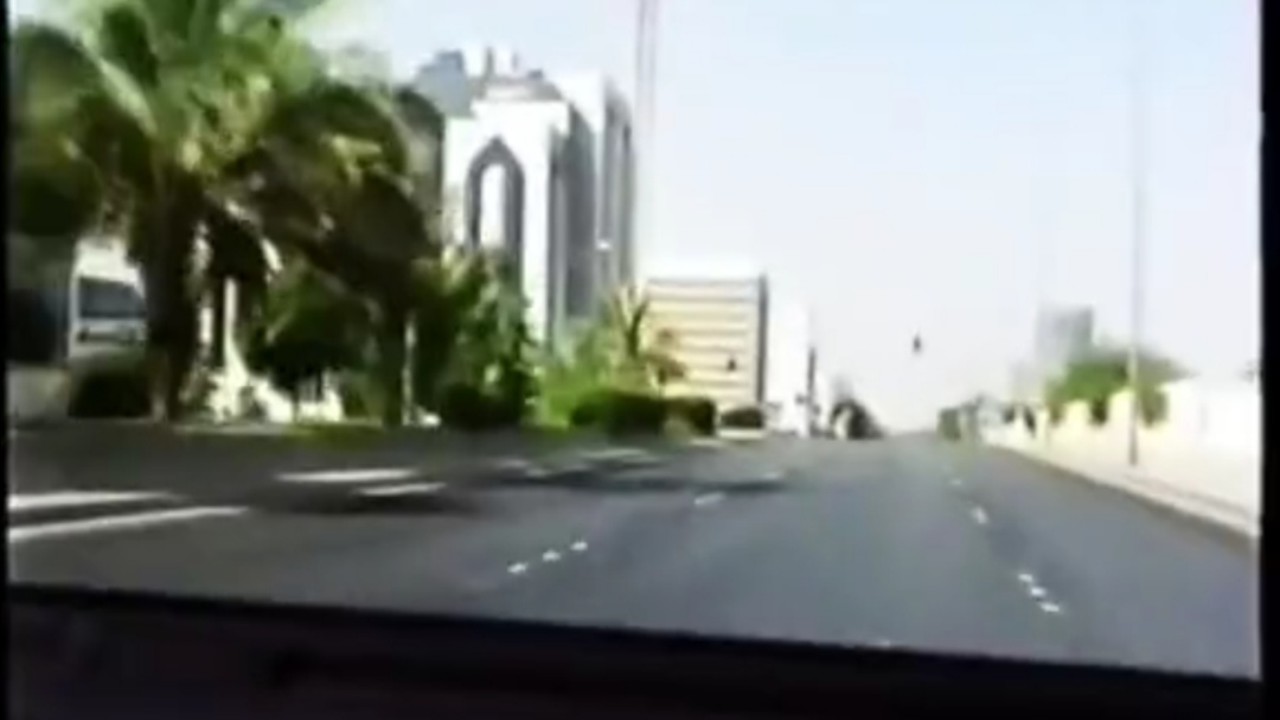 لقطات توثق هدوء الرياض في التسعينات.. فيديو