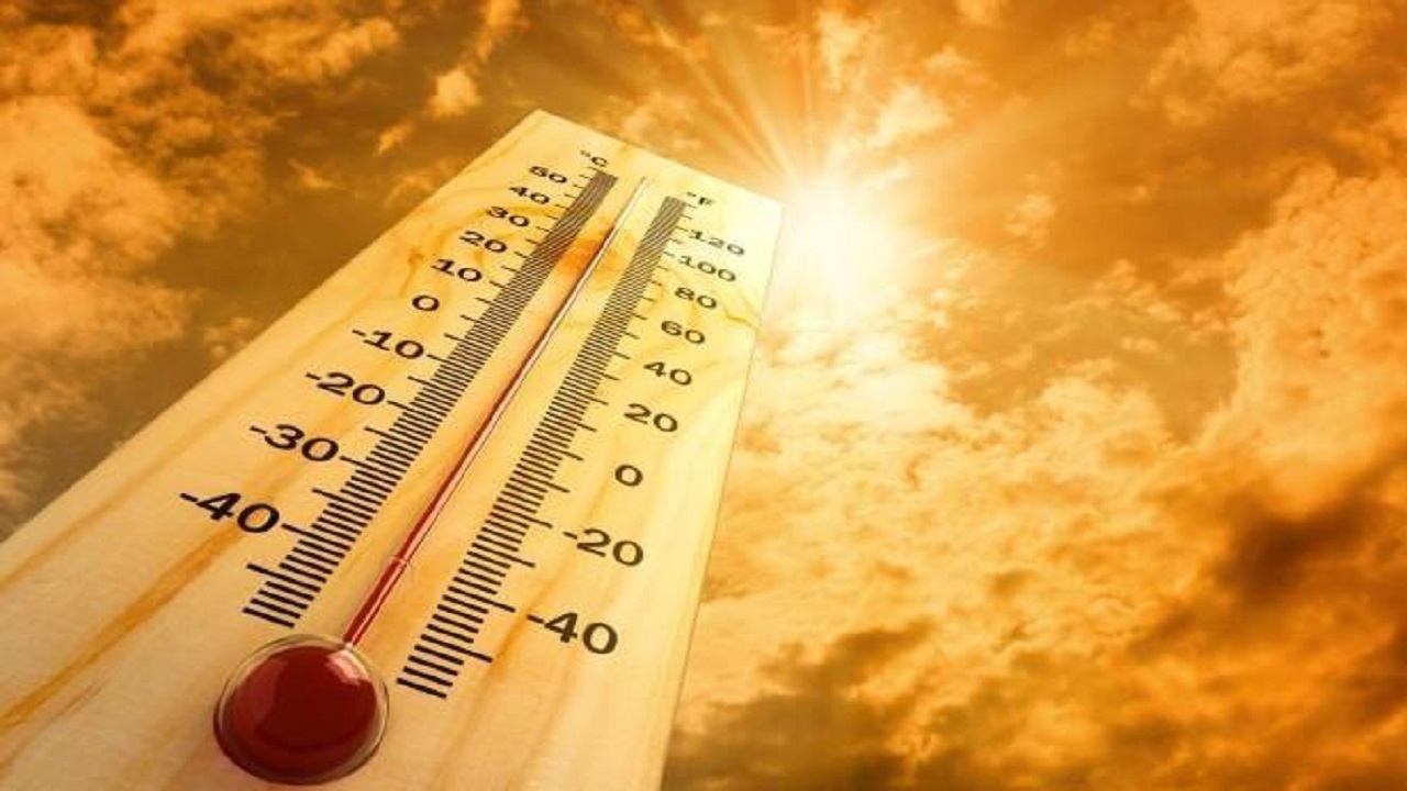 الصحة تحذر من الأعراض  الناتجة من التعرض لدرجات الحرارة المُرتفعة