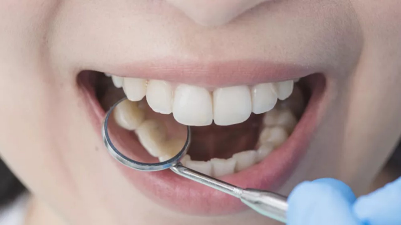 اكتشاف غير مسبوق يعمل على نمو الأسنان من جديد