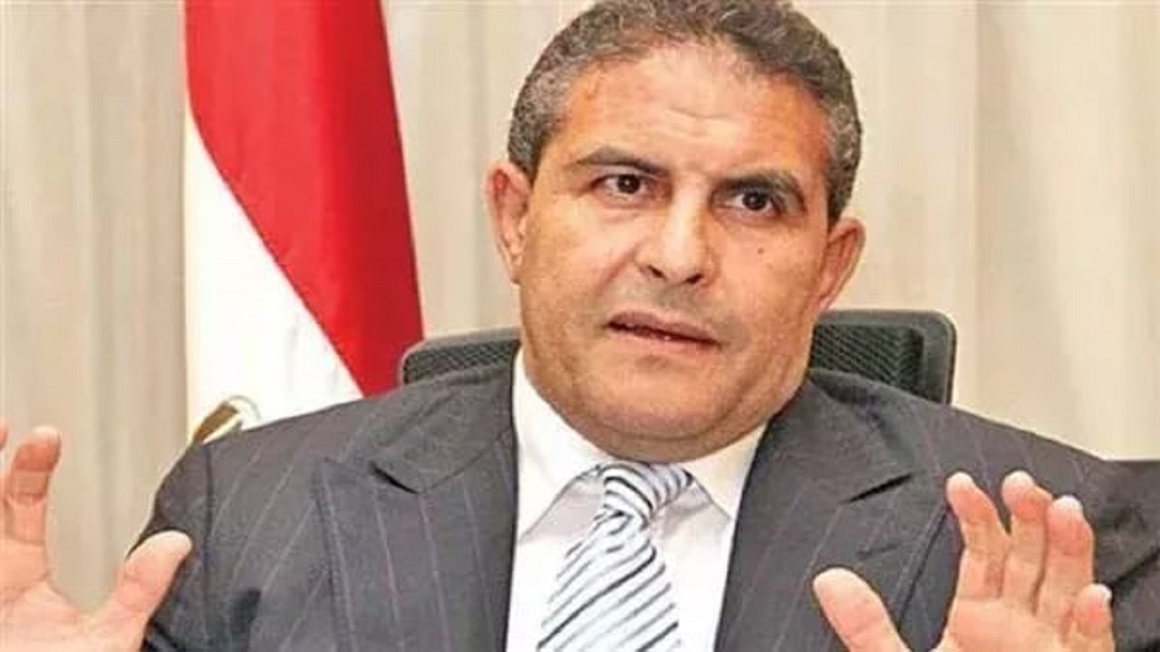 حبس وزير الرياضة المصري السابق