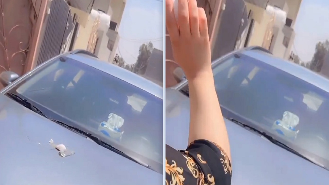 فتاة ترشق سيارة هدية من خطيبها بالبيض..فيديو