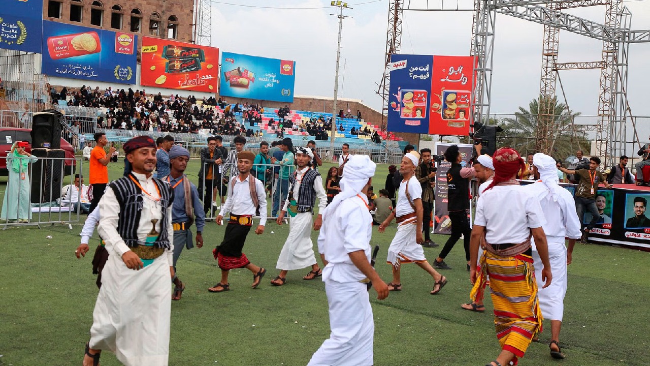 إطلاق نار على جمهور مهرجان فني في اليمن &#8211; فيديو وصور