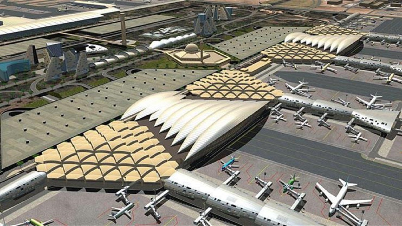 مقارنة أسعار مواقف السيارات بين المطارات السعودية والخليجية والعالمية