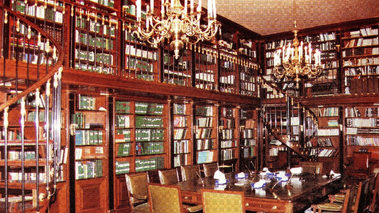 مكتبة الملك سلمان الخاصة الأكبر والأفخم في المملكة.. صور