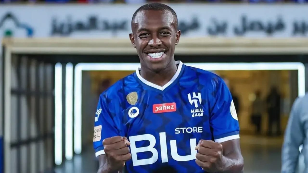 الهلال يرفض عرضا فرنسيا لضم سعود عبدالحميد