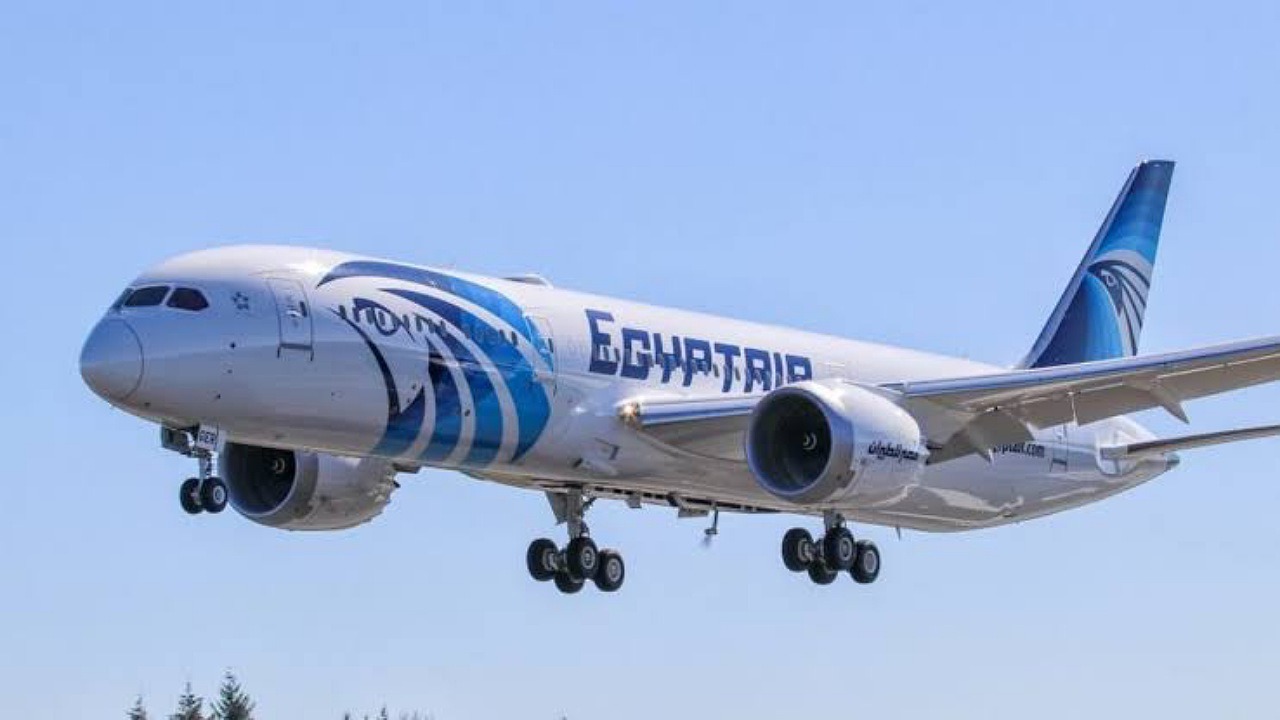 إنذار كاذب يؤدي إلي هبوط طائرة مصرية اضطراريا في كازاخستان