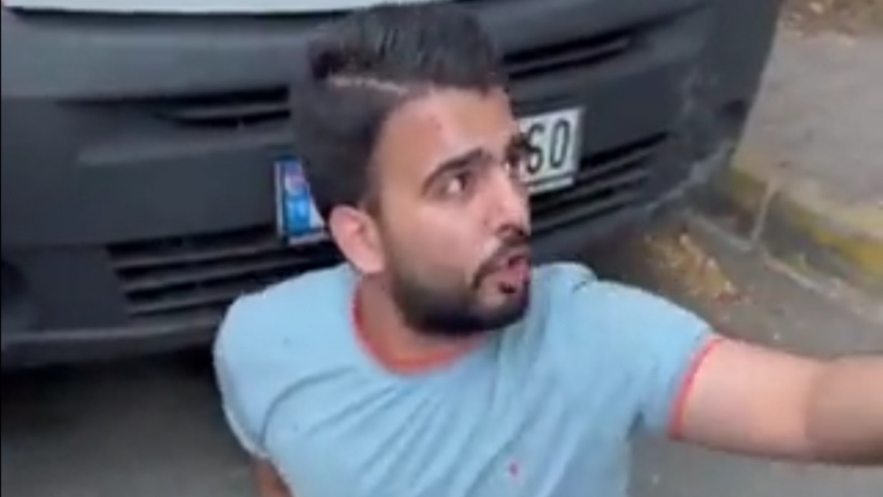 عراقي يتعرض للضرب والسحل من قبل مجموعة من الأتراك .. فيديو