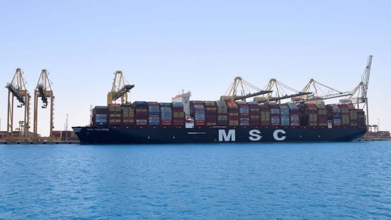 ميناء الملك عبدالله يستقبل سفينة الحاويات المصنفة بالأكبر عالميًا