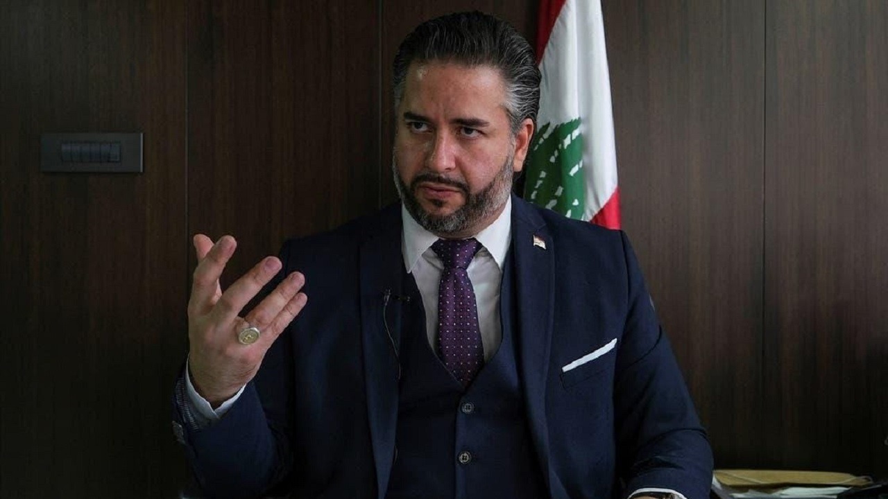 وزير اقتصاد لبنان يستفز المصريين : يستهلكون قمح في 3 أسابيع يكفي لبنان عام