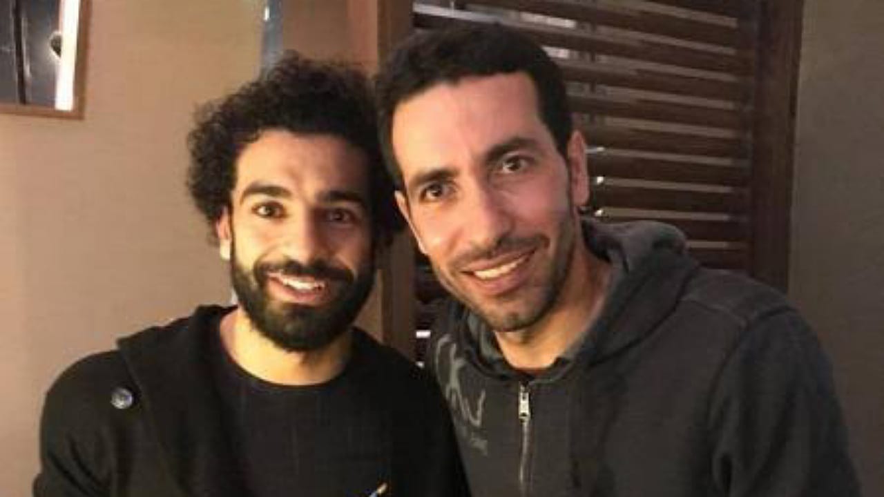 محمد أبو تريكة: صلاح هدفه الكرة الذهبية وهو سعيد في ليفربول .. فيديو