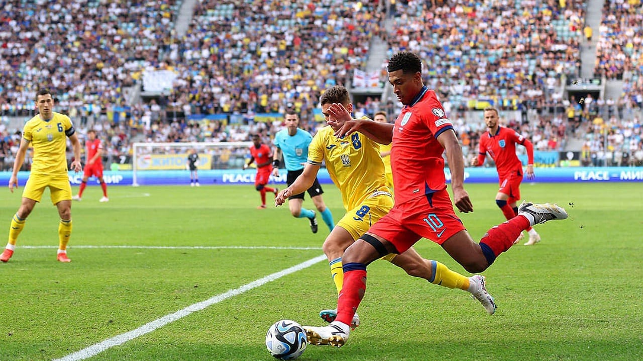 إنجلترا تتعادل مع أوكرانيا وبلجيكا تهزم أذربيجان في تصفيات يورو 2024