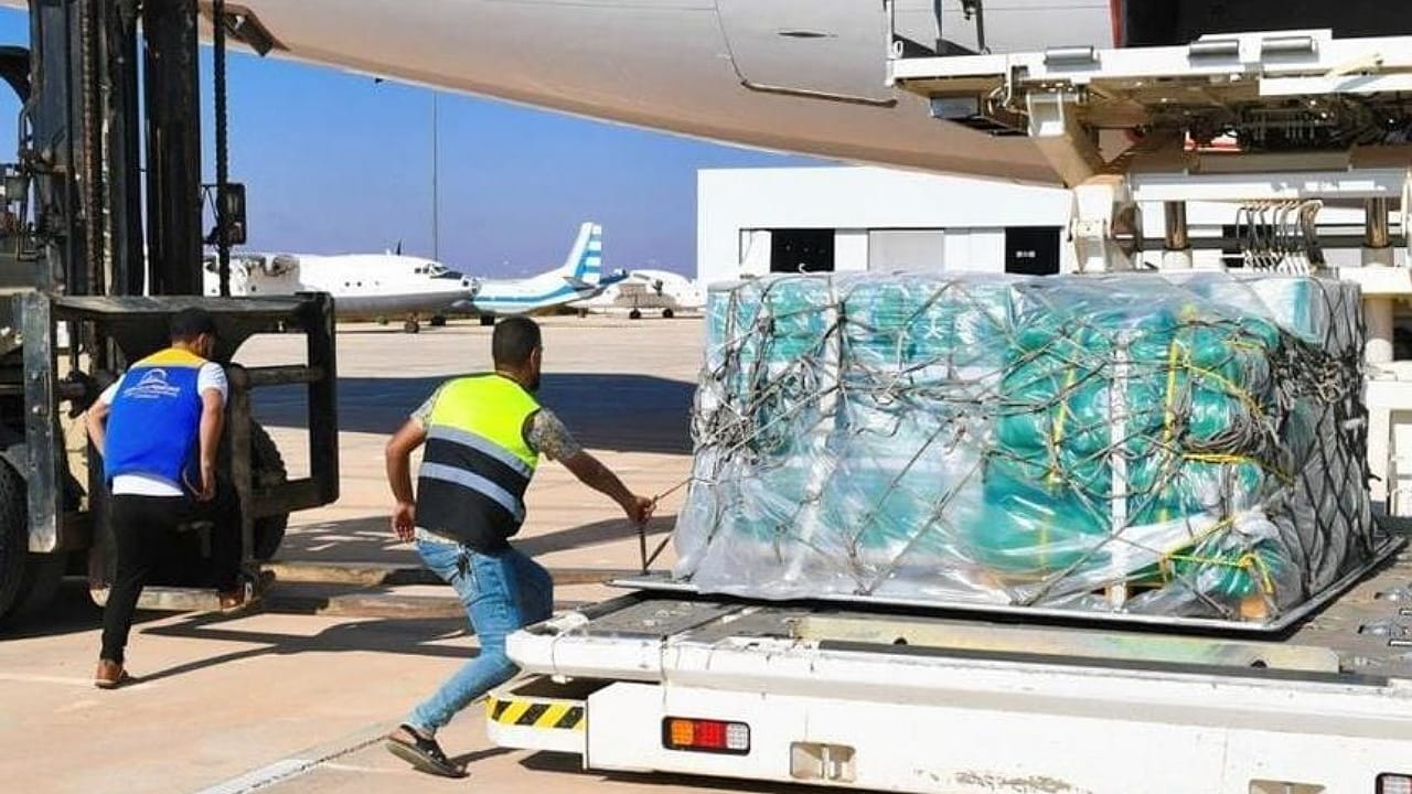 وصول أول طائرة إغاثية سعودية إلى ليبيا اليوم