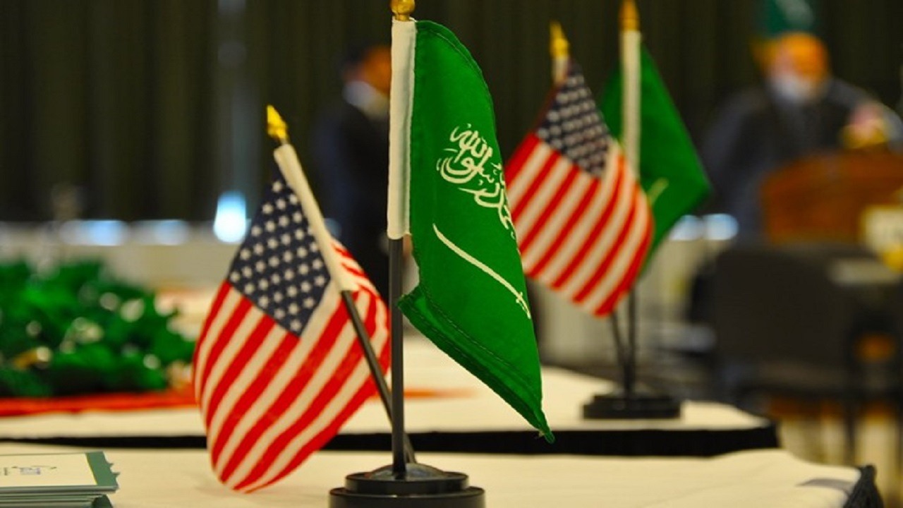 مذكرة تفاهم سعودية أمريكية لوضع بروتوكول تأسيس ممرات عابرةٍ للقارات