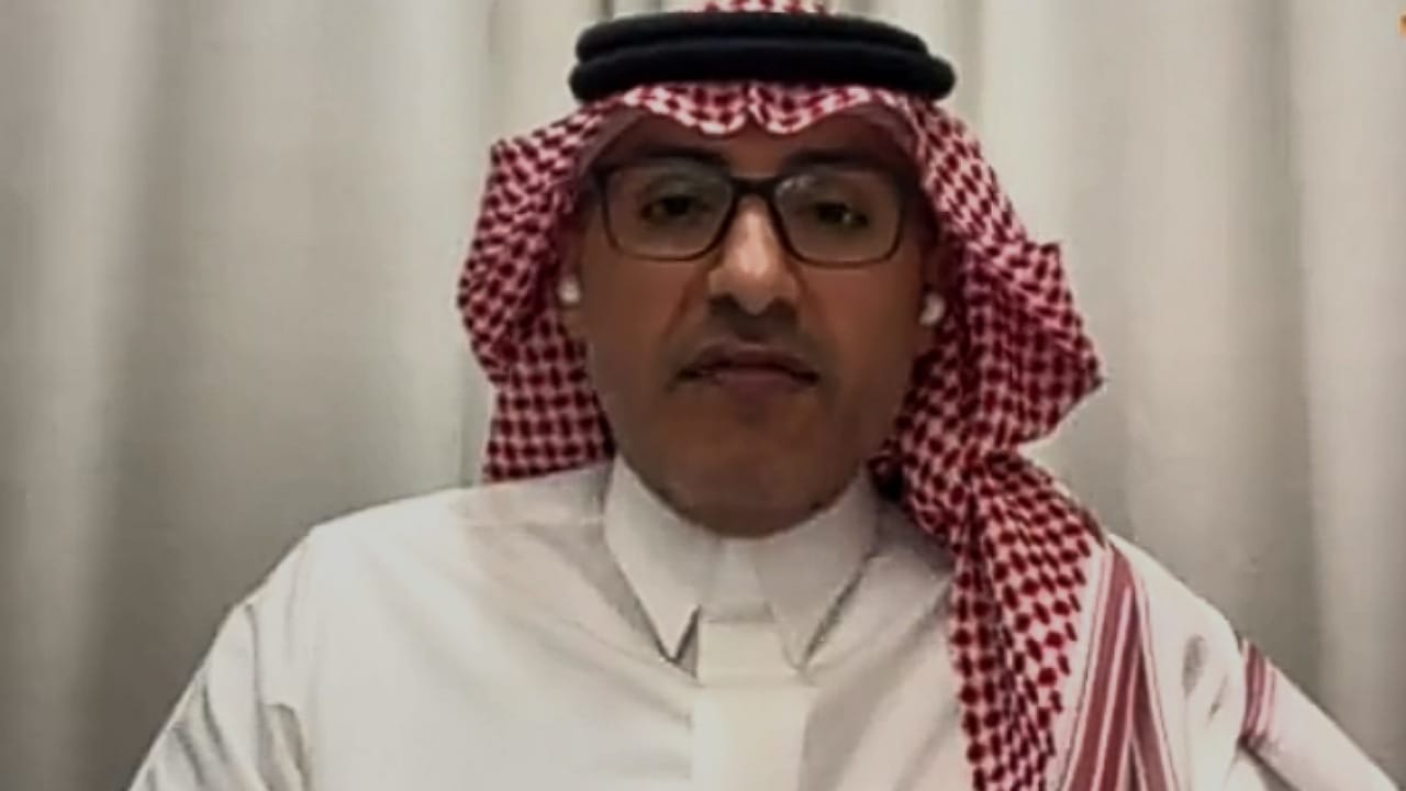 عبدالعزيز المحبوب يكشف عن بعض السلوكيات التي تعد مخالفة للذوق العام .. فيديو
