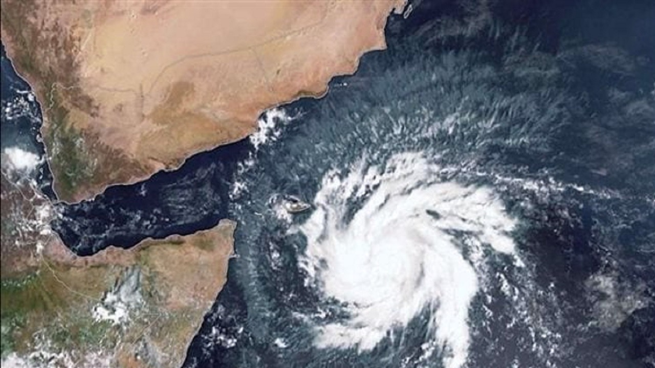 الأرصاد: تأثير غير مباشر لإعصار تيج على المملكة اعتبارا من الغد