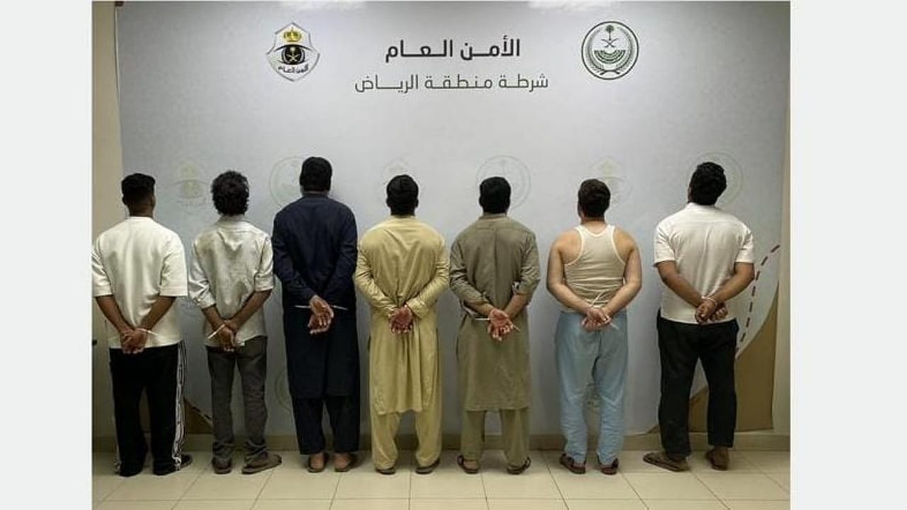 ضبط 7 أشخاص لمتاجرتهم بقواطع نحاسية وكهربائية مجهولة بـ الرياض