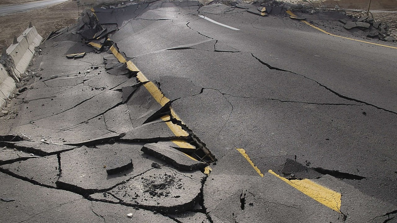 العالم الهولندي يحذر من زلزال مدمر خلال 3 أيام في أكتوبر