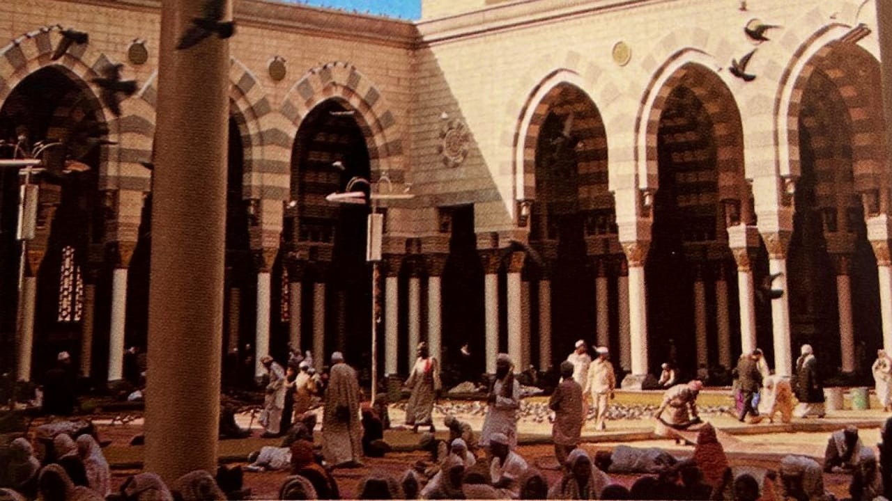 لقطة نادرة للمسجد النبوي في التسعينات الهجرية.. صورة