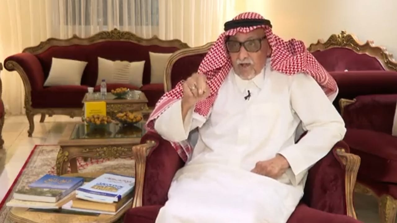 وفاة الإذاعي عبدالكريم الخطيب..وهذا آخر لقاء له.. فيديو