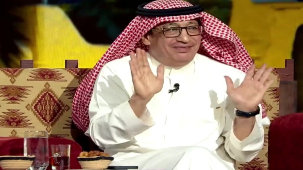 جمال عارف : ما يشاع بأن مشكلة حمدالله مع بنزيما هي رقم 9 غير صحيح.. فيديو